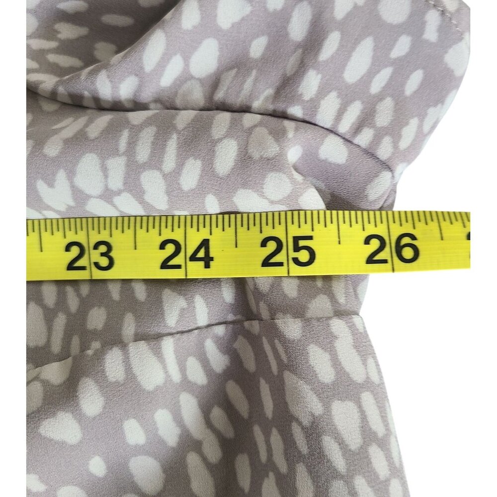 Torrid Harper Women's Size 2 Gray White Polka Dot Blouse Short Flutter Sleeve - Picture 9 of 10
